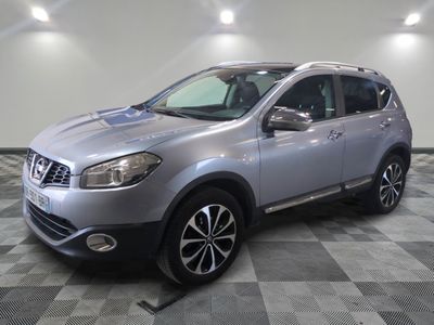 nissan qxv in a showroom with a checkered floor