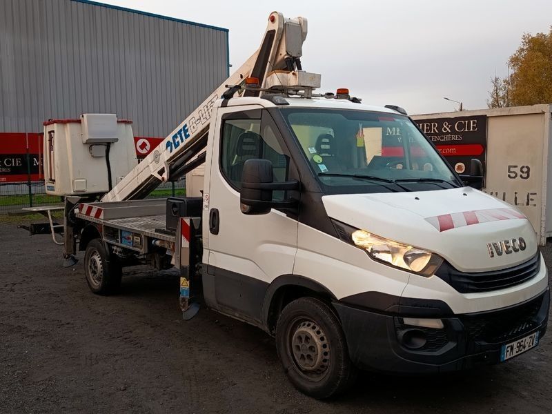 VASP IVECO DAILY 35S12 AVEC NACELLE B18HV - 16 M - DIESEL - …