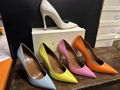 Lot de 17 paires d'escarpins de la marque GHAZAL - modèle Pu…