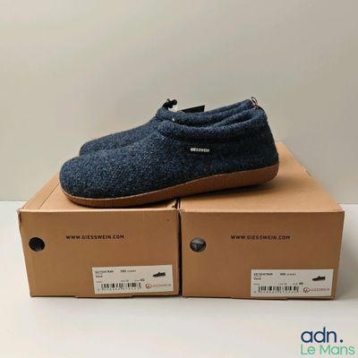 Lot de 2 paires de pantoufles GIESSWEIN, P.