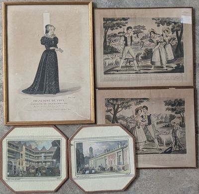 trois photos encadrées représentant des femmes en robe et une femme en robe noire