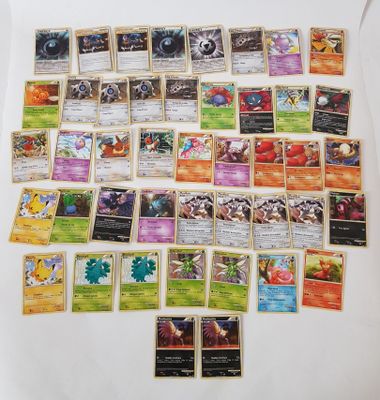 HS Indomptable - lot de 44 cartes Communes pokémon - near mi…
