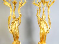 Paire de candélabre à 3 lumières, en bronze doré sur un socl… (photo 2)
