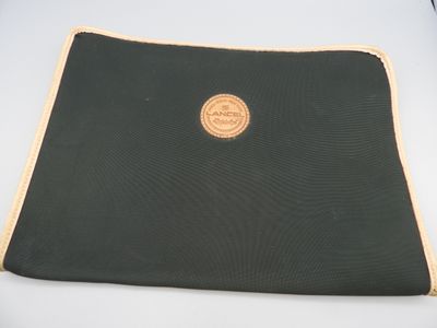 LANCEL, porte-documents vintage en toile verte.
