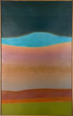 une peinture à l'huile représentant un paysage avec un ciel bleu et des collines verdoyantes