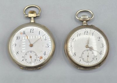Deux montres de poche en argent comprenant: - Montre de poch…