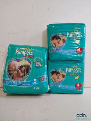 Culottes-couches Pampers taille 4