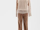 un pull et un pantalon pour femme sur un mannequin