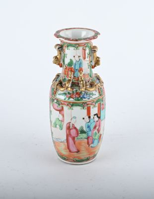 CANTON, fin XIXeme siècle ? Petit vase balustre en porcelain… - Photo 1