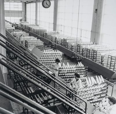 André GAMET (1919-2017) Vaise (Lyon). Fabrication des bobine…