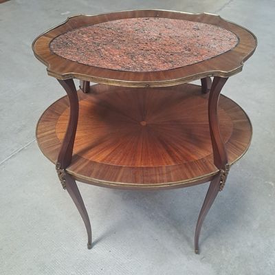 Epoque Napoléon III table à thé avec 2 plateaux à lingotière…