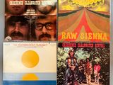 trois disques de musique variée des années 1970 et du début des années 1970