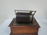 a small machine that is sitting on top of a table