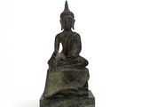 statue d'un Bouddha assis sur un rocher, sur fond blanc