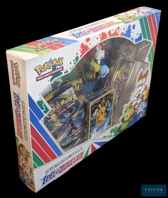 une boîte de jouets Pokémon posée sur une table