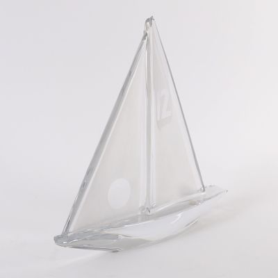 SCULPTURE "VOILIER" DAUM Sculpture en cristal gravé à l'acid…