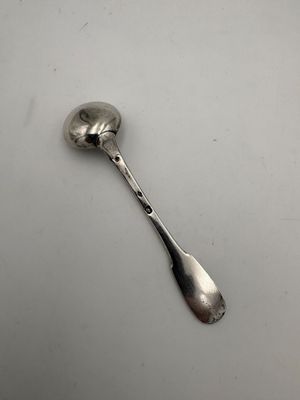 Cuillère à moutarde en argent en forme de petite louche, mod…