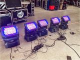 many different types of moving lights in a room