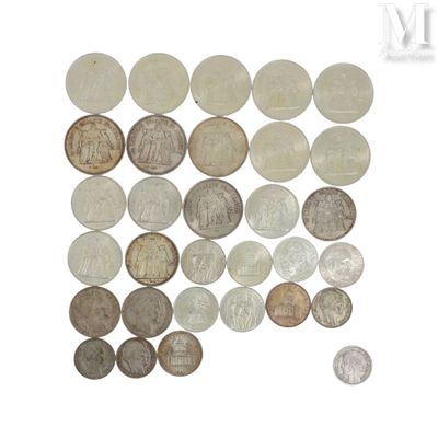 Lot de pièces en argent Lot de pièces en argent comprenant: - Photo 1