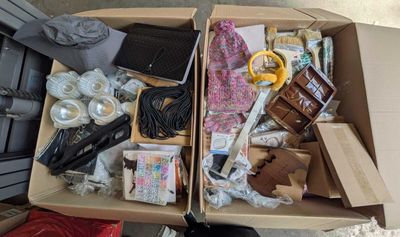 40 / 1 palette de 150 kg de mix ( moule, trieur, joint…