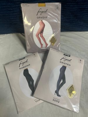 Lot de 166 paires de collants de la marque FOGAL (produits d…