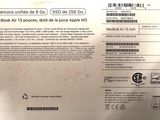 a picture of a back of a box of apple macbook pro
