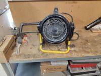 1 canon a air chaud électrique