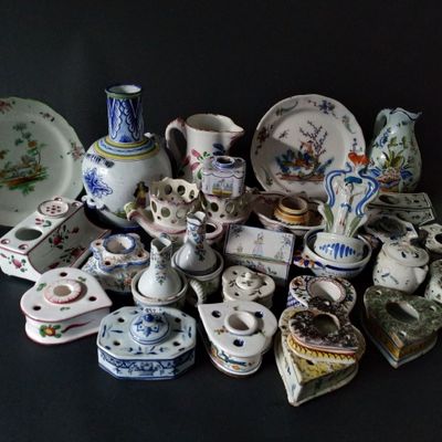 MANNETTE de faïence AUXERRE, ROUEN, NEVERS et autres, XVIII … - Photo 1