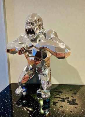 Richard ORLINSKI (1966/..) KONG OLYMPIA Sculpture en résine …