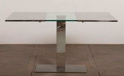 CATTELAN, ITALIA. Elvis. Table de salle-à-manger extensible,…