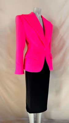pink blazer jacket on a mannequin mannequin mannequin mannequin mannequin mannequin mannequin mannequin manne