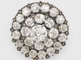 une bague ancienne à grappes de diamants
