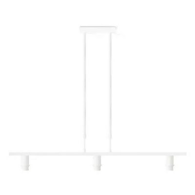 une photo d'un luminaire blanc suspendu au plafond