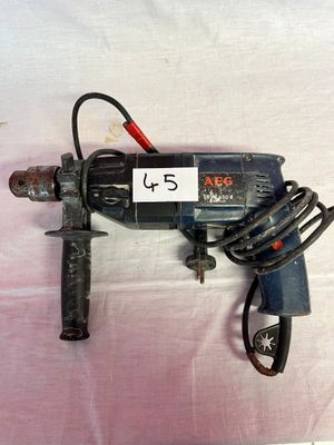 AEG - perceuse à percussion SB2E650R