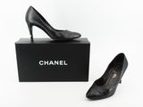 Escarpins Chanel en cuir noir avec leur boîte