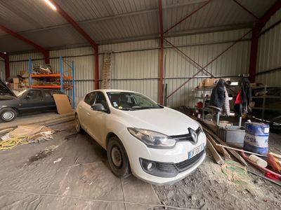 RENAULT MEGANE - Photo 1