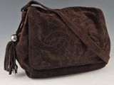 Sac à bandoulière Chanel marron avec pompon