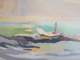 une peinture représentant un bateau dans l'eau, près du rivage