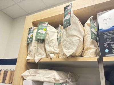 MARQUE BIOTEX : 7 oreillers à mémoire de forme - Photo 1