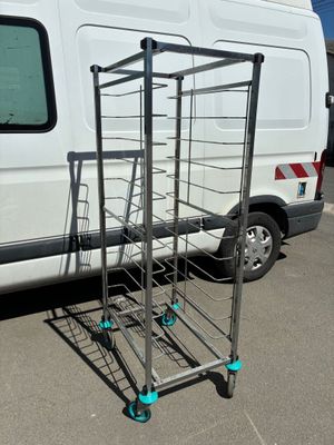 1 Echelle de desserte à 12 niveaux en acier anodisé présenta…