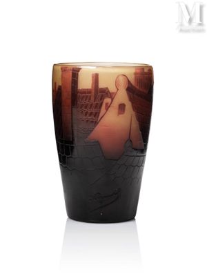 un verre sur lequel est représenté un homme et une femme