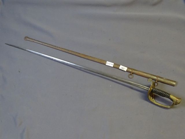 CAT D : Sabre de sous-officier Assemblage autour d’une garde de 1...