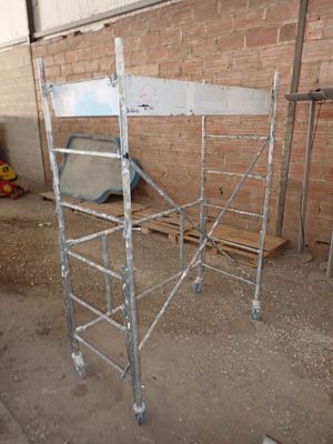 a picture of a scaffold with a ladder on it