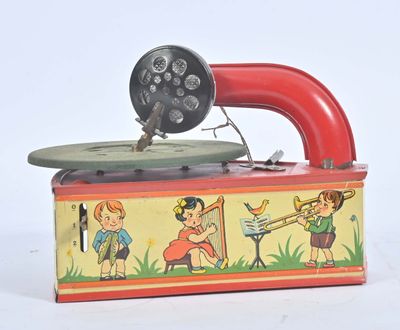 une machine à coudre à l'ancienne exposée