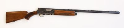Fusil semi-automatique Browning Auto-5 en calibre 12/70.