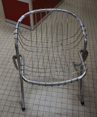 Une série de quatre chaises attribuées à Gastone RINALDI mod…