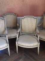 SUITE DE QUATRE FAUTEUILS en hêtre mouluré, sculpté et laqué… (photo 3)