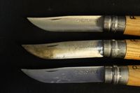OPINEL. Modèle N°09. Trois couteaux ouvrants, lame acier. (photo 2)