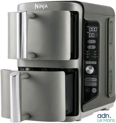 a picture of a microwave oven with the door open