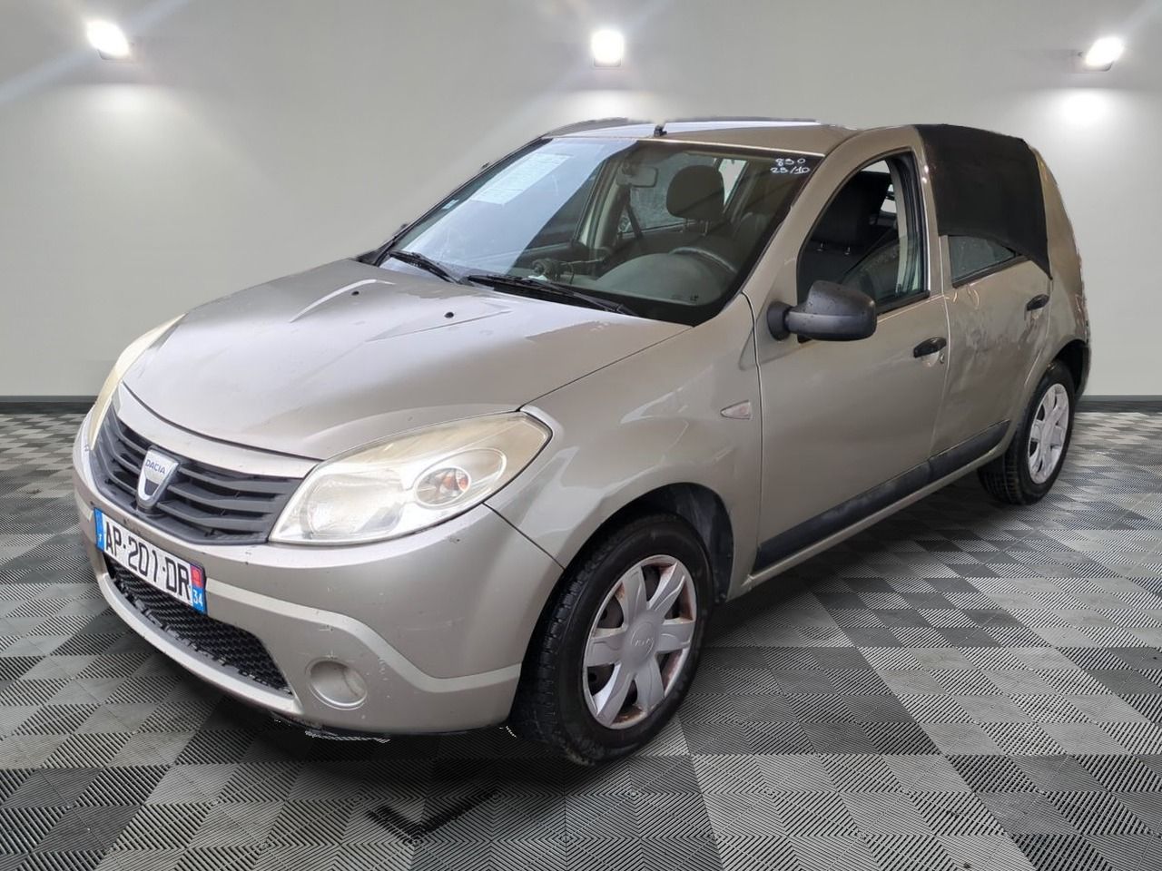 DACIA - SANDERO 1.4 MPI 75 GPL ECO2 AMBIANCE - EG - Mise en …